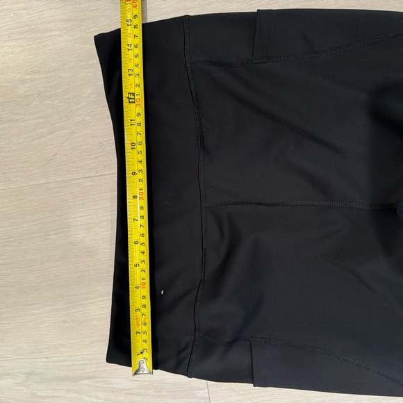 NWOT H&M MOVE Black Leggings - Picture 4 of 5